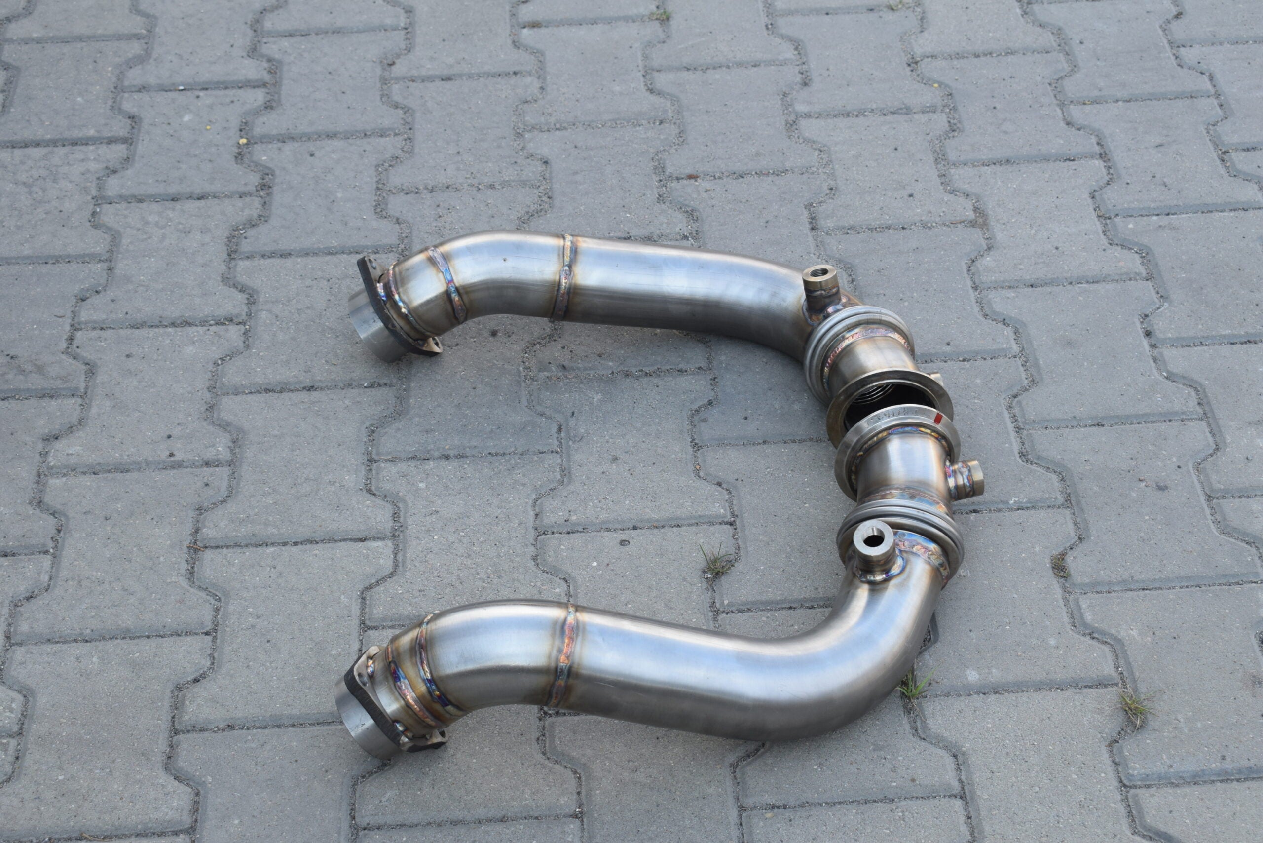 4 Piece Downpipe BMW G14 / G15 / G16 M850i xDrive N63B